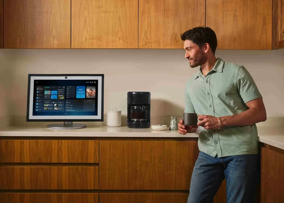 Recensione Amazon Alexa: l'AI per superare lo stress del rientro a settembre