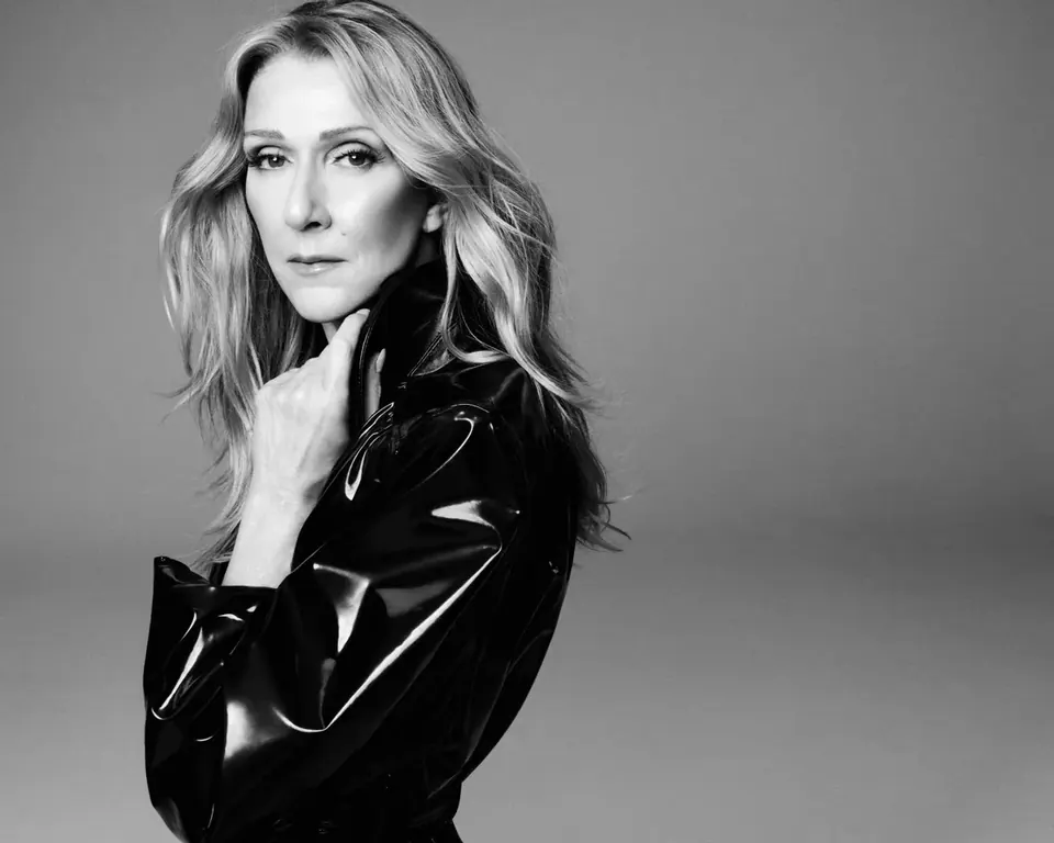 Recensione Céline Dion: 'Live à Paris' in vinile per il 30° anniversario