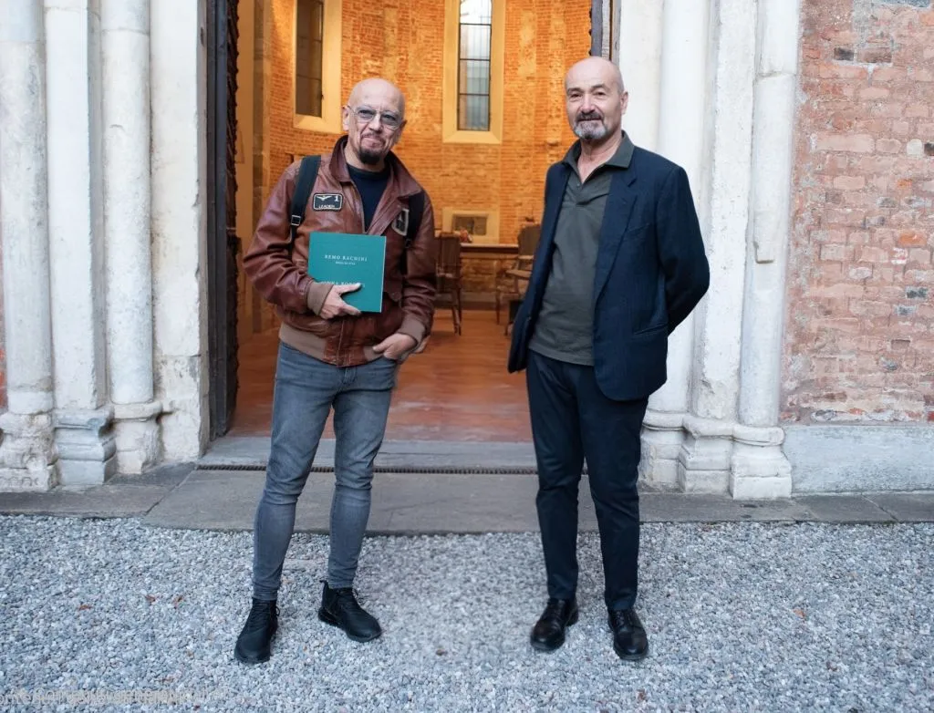 Enrico Ruggeri pubblica Personaggi e interpreti con Remo Rachini