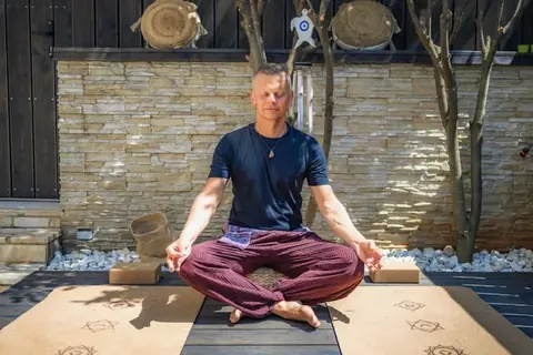 Recensione Fanes: Nuova proposta wellness con Tomasz Radzik