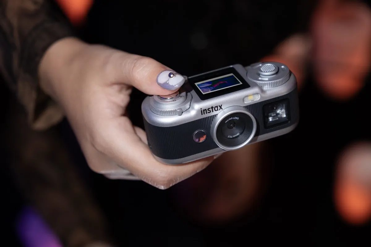 Fujifilm lancia instax Link WIDE 2 e instax Pal 2: funzioni e prezzi