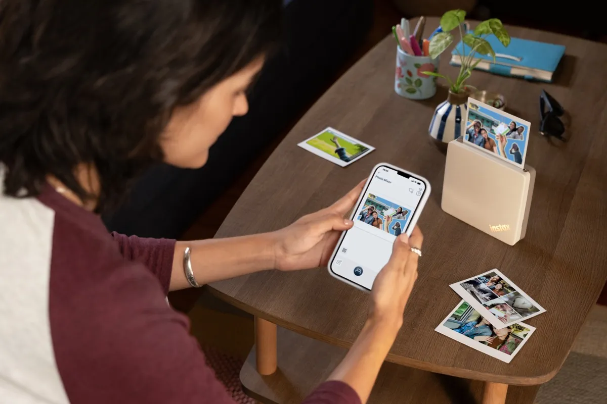 Fujifilm lancia instax Link WIDE 2 e instax Pal 2: funzioni e prezzi
