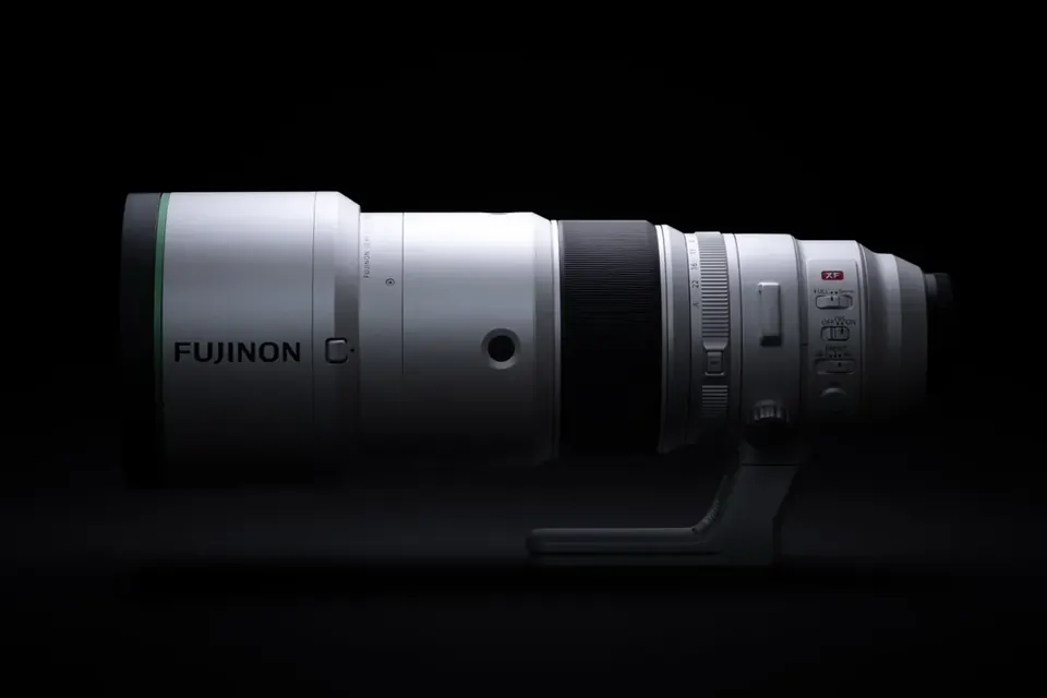 Recensione Fujifilm FUJINON XF400mmF4.5 R LM OIS WR: super‑tele leggero per Serie X