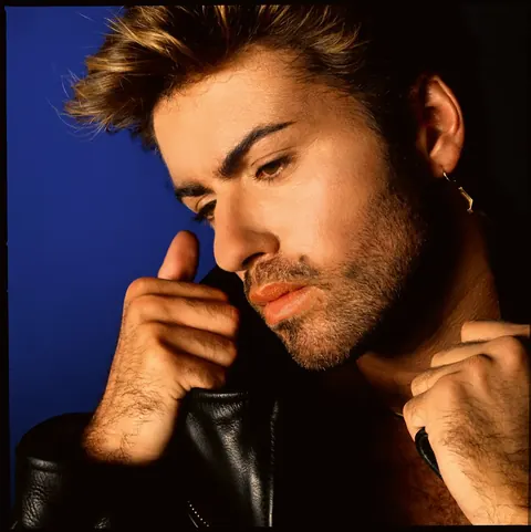 Recensione George Michael: esce l'album live THE FAITH TOUR con 18 inediti