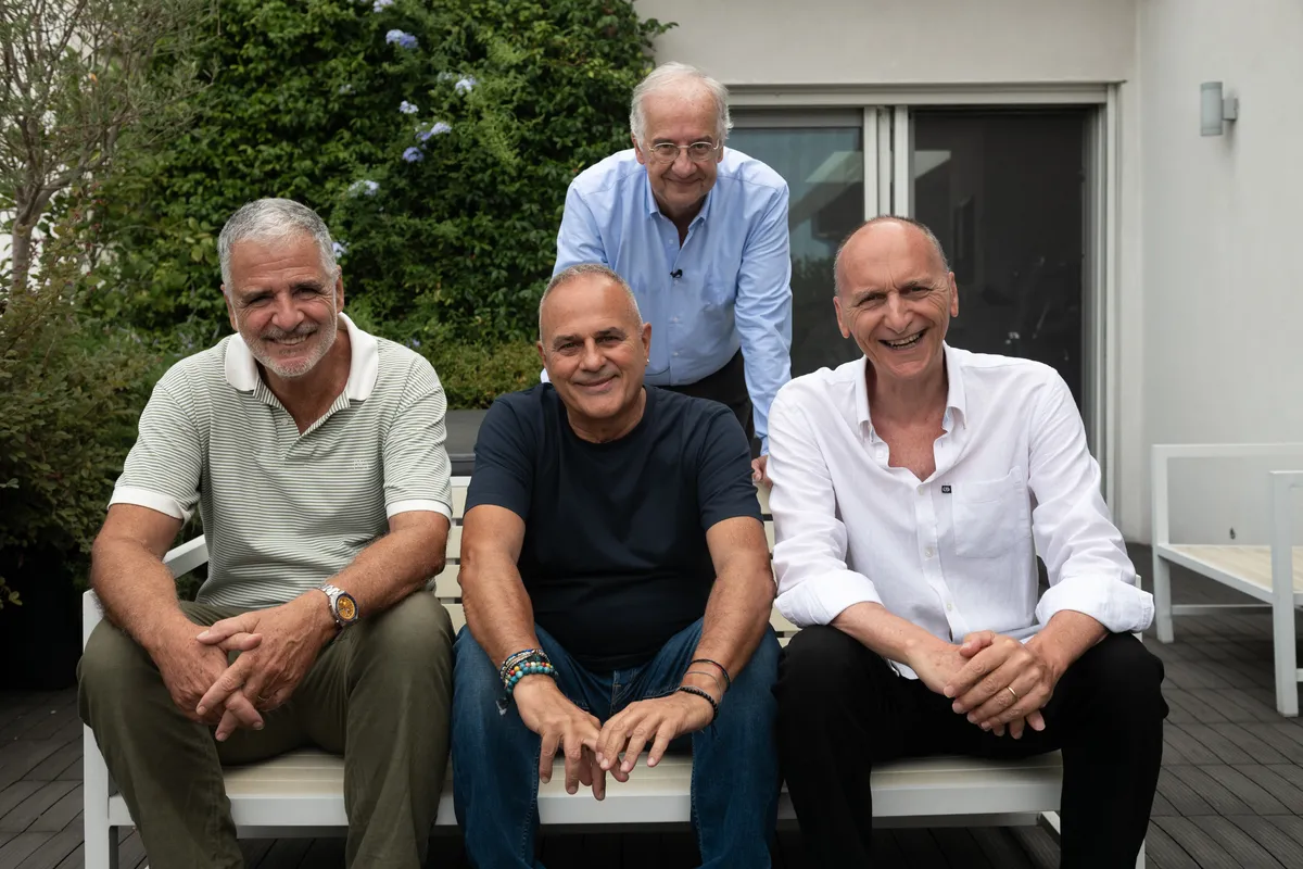 L’assurda storia della Gialappa’s Band: il documentario di Veltroni