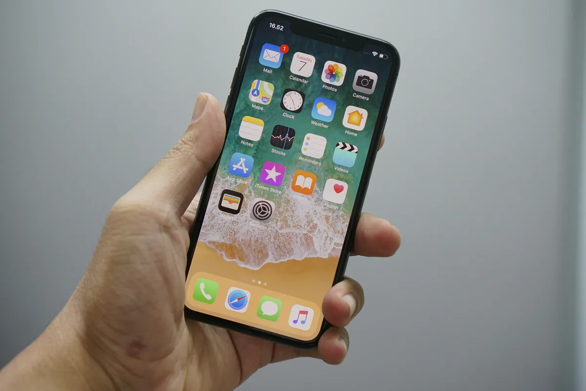 iPhone Duo, i test rivelano quanto scalda il pieghevole