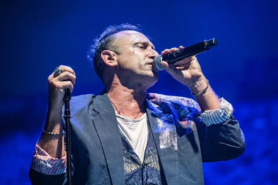 Recensione La Sera dei Miracoli: omaggio a Lucio Dalla a Udine nel 2026