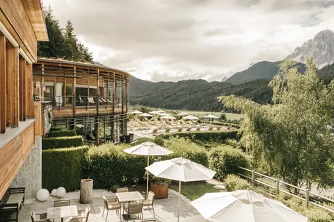Recensione Naturhotel Leitlhof: Eccellenza Sostenibile nel Cuore delle Dolomiti