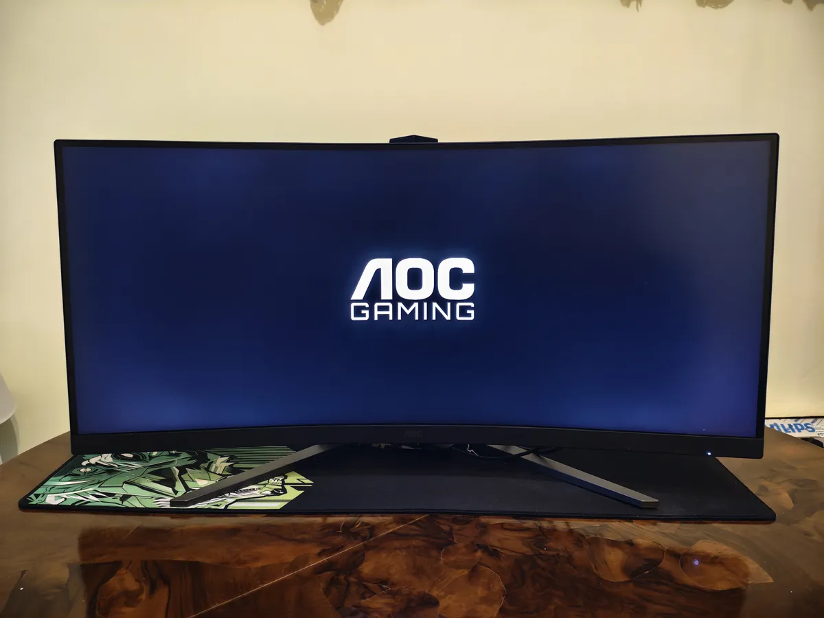 Recensione Recensione AOC CU34G4Z: monitor Fast VA ultrawide a 240 Hz
