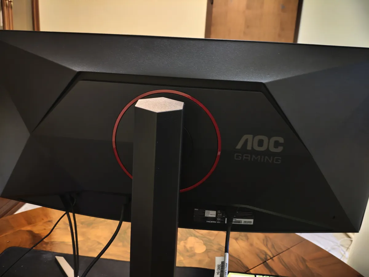 Recensione Recensione AOC CU34G4Z: monitor Fast VA ultrawide a 240 Hz