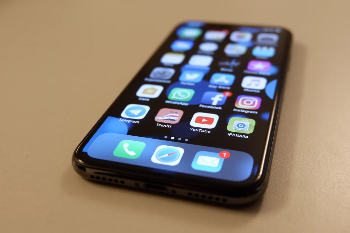 Apple iPhone X
