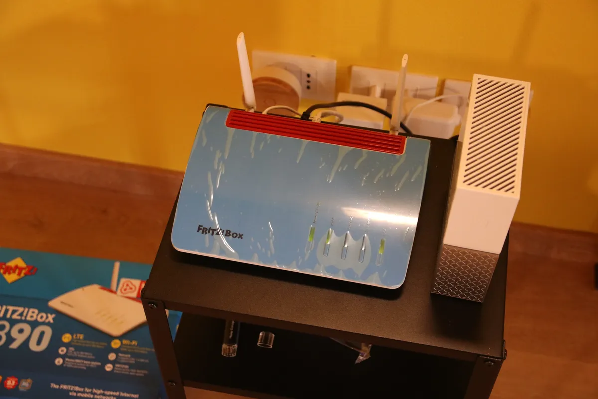 Recensione AVM FRITZ!Box 6890 LTE recensione: router 4G affidabile