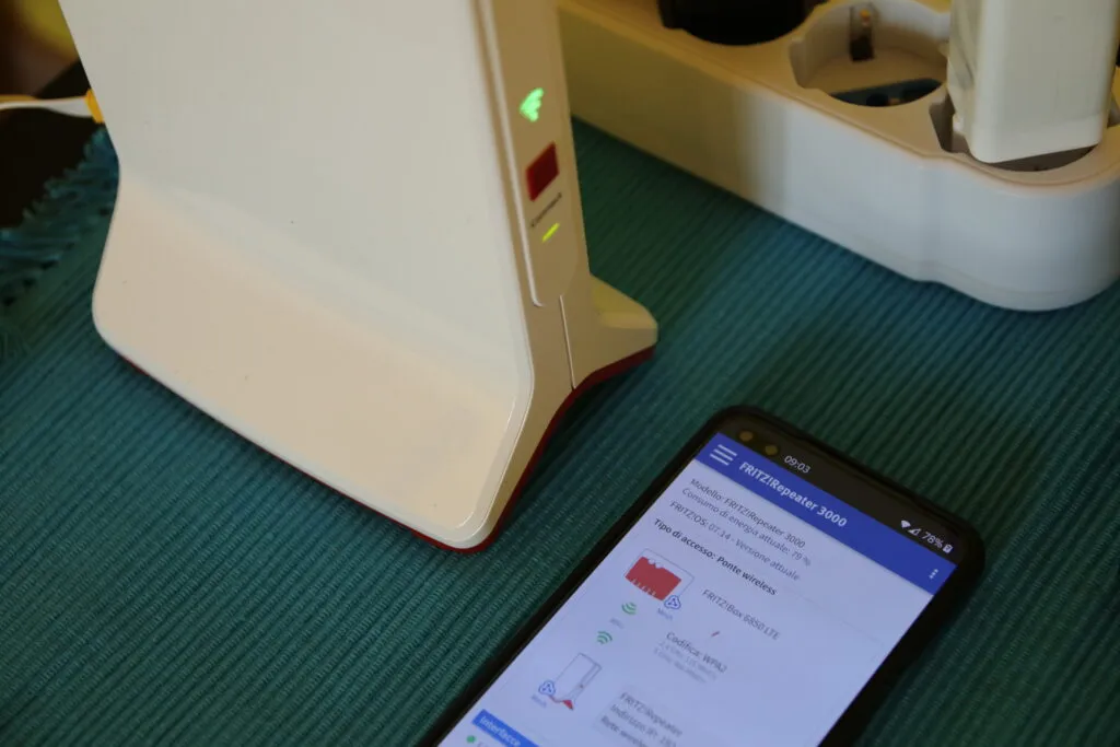 Recensione Recensione AVM FRITZ!Repeater 3000: Wi-Fi Mesh veloce e stabile