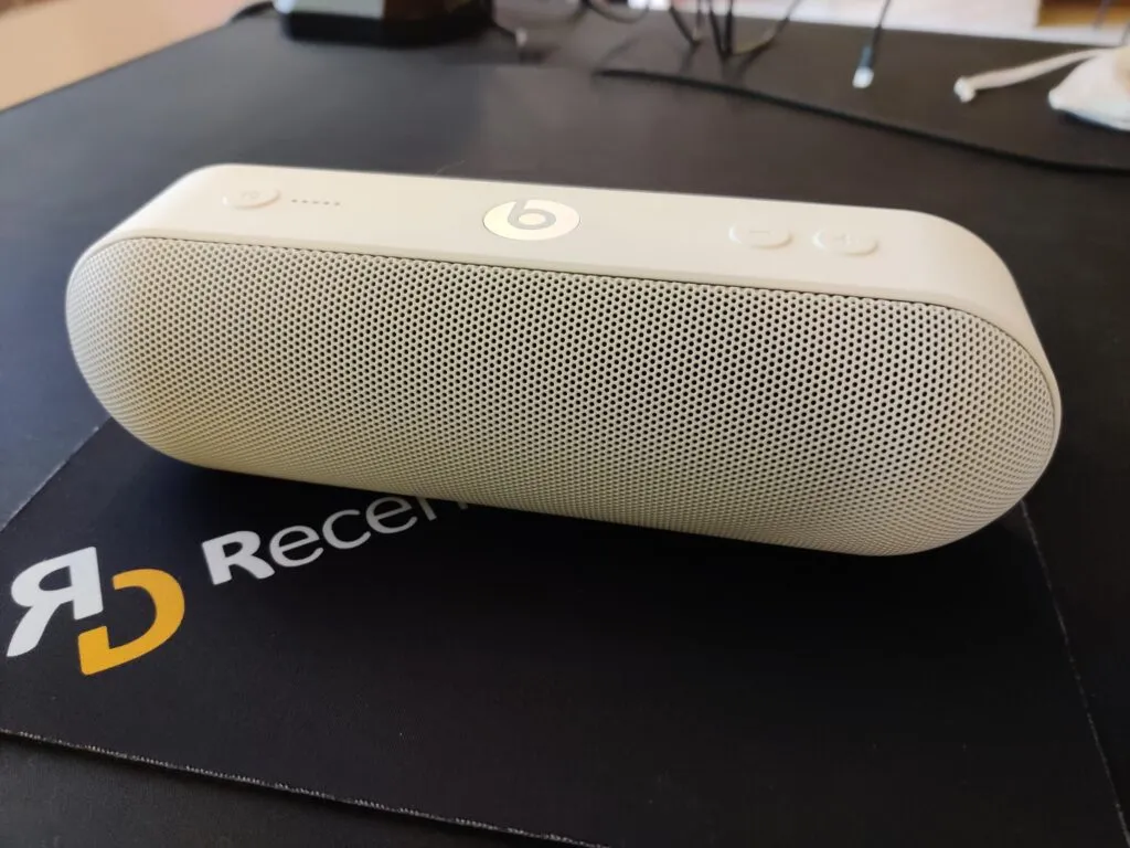 Recensione Recensione Beats Pill+: Eleganza e Potenza Bluetooth