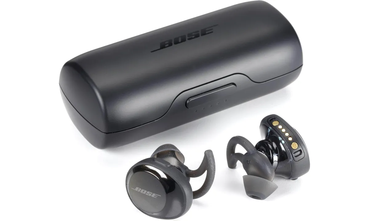 Recensione Recensione Bose SoundSport Free: gli auricolari wireless per sportivi