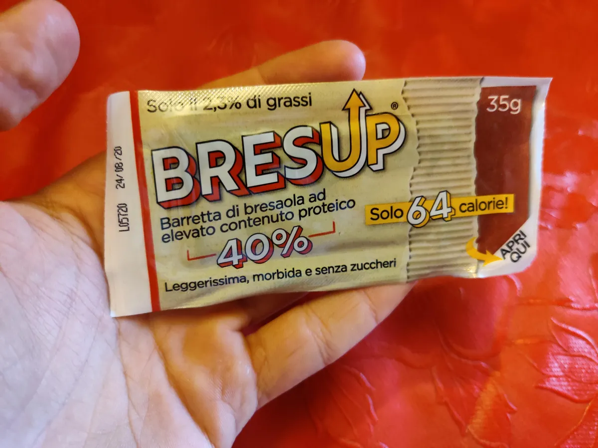 Recensione Bresup: la barretta di bresaola che rivoluziona lo snack proteico