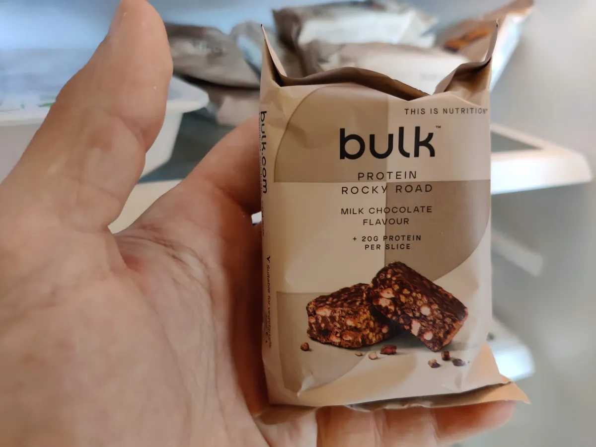 Recensione Bulk Rocky Road e Millionaires Slice recensione: snack proteici