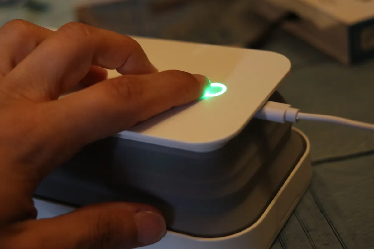 Recensione Cellularline Hi-Gens: lo sterilizzatore UV che elimina batteri in 1 minuto