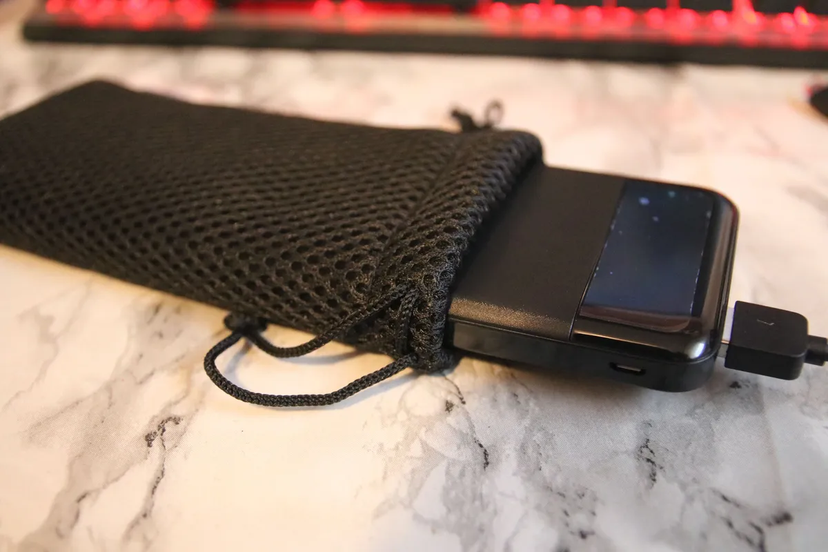 Recensione Charmast Power Bank 10400mAh: Performance e Design all’avanguardia