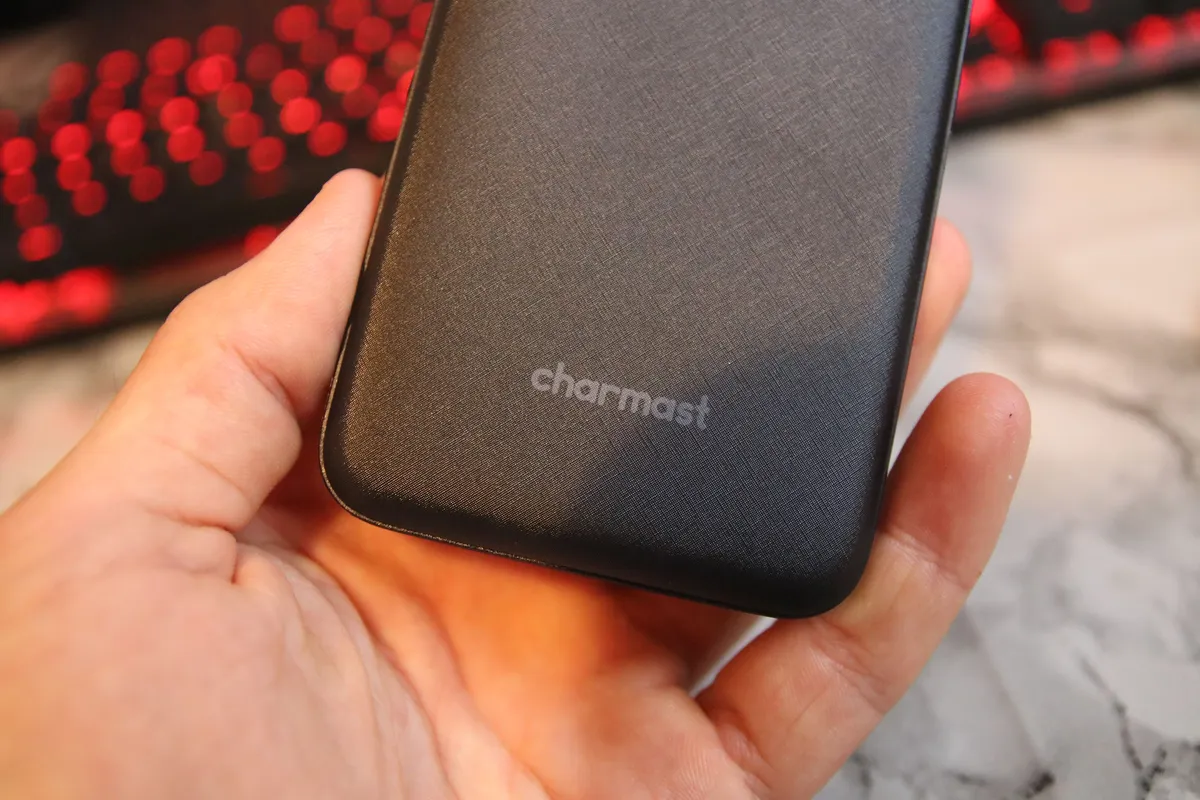 Recensione Charmast Power Bank 10400mAh: Performance e Design all’avanguardia