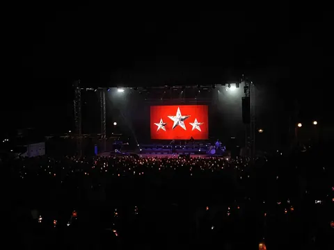 Recensione Luchè a Lignano Sabbiadoro 2026: cronaca del live del 5 agosto