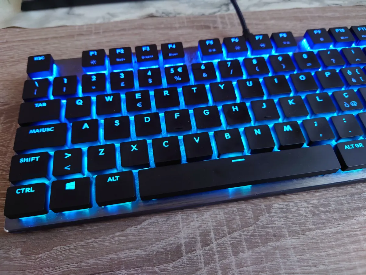 Recensione Recensione Cooler Master SK630: tastiera gaming Cherry MX RGB