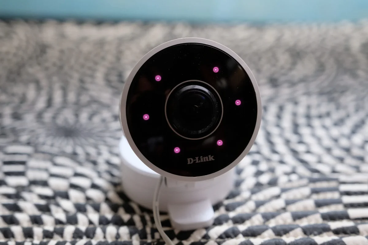 D-Link DCS-8100LH, la recensione: la telecamera WiFi HD 180°