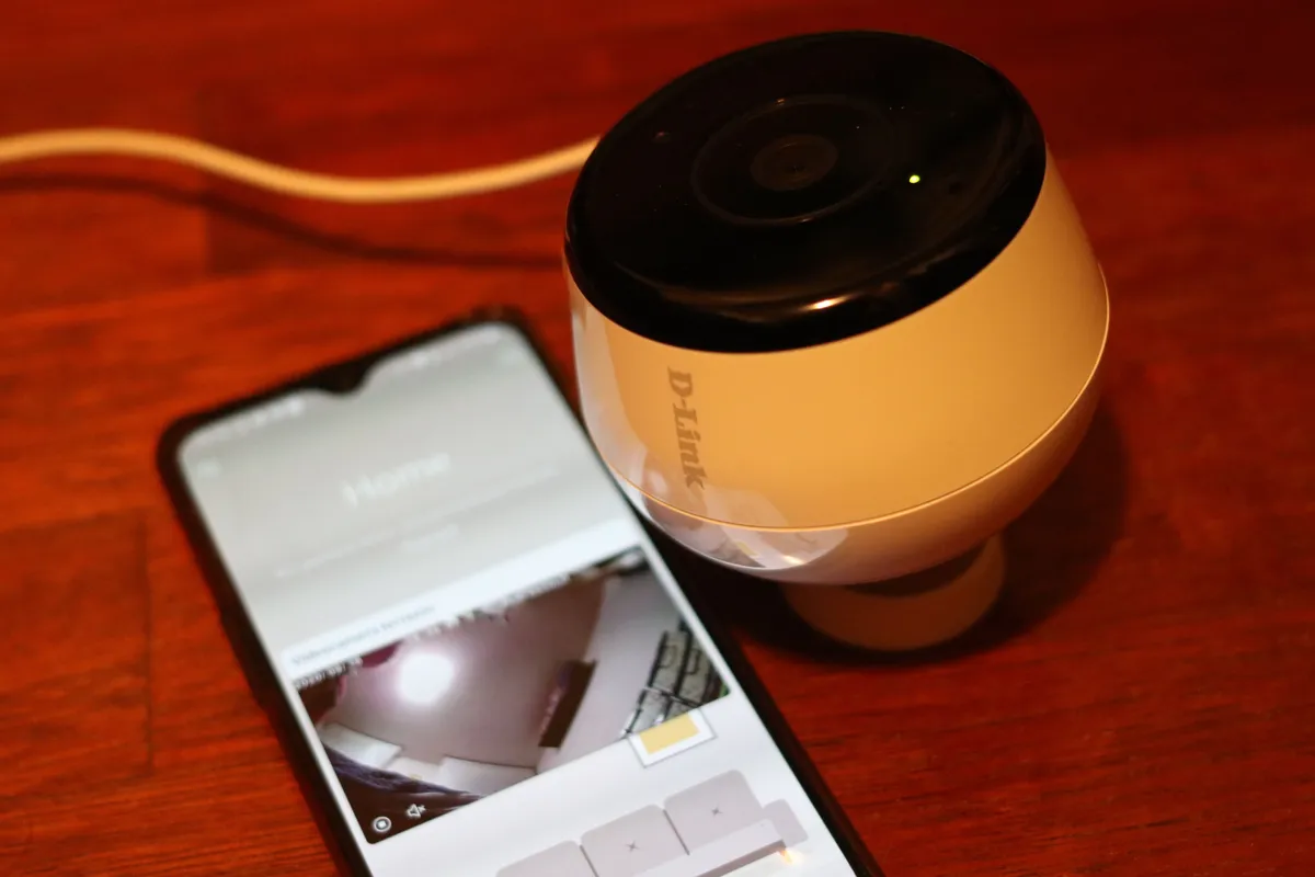 Recensione D-Link DCS-8600LH: Recensione di una Videocamera di Sicurezza Outdoor