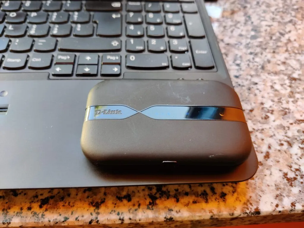 Recensione Recensione D-Link DWR-932: router 4G LTE portatile economico
