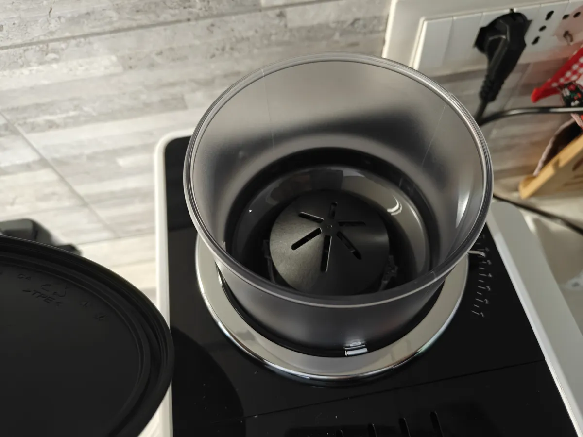Recensione De'Longhi Rivelia: rivoluzionario Bean Switch in Arctic White