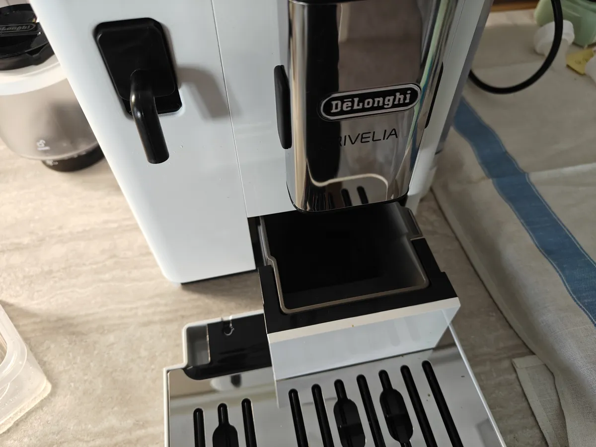 Recensione De'Longhi Rivelia: rivoluzionario Bean Switch in Arctic White
