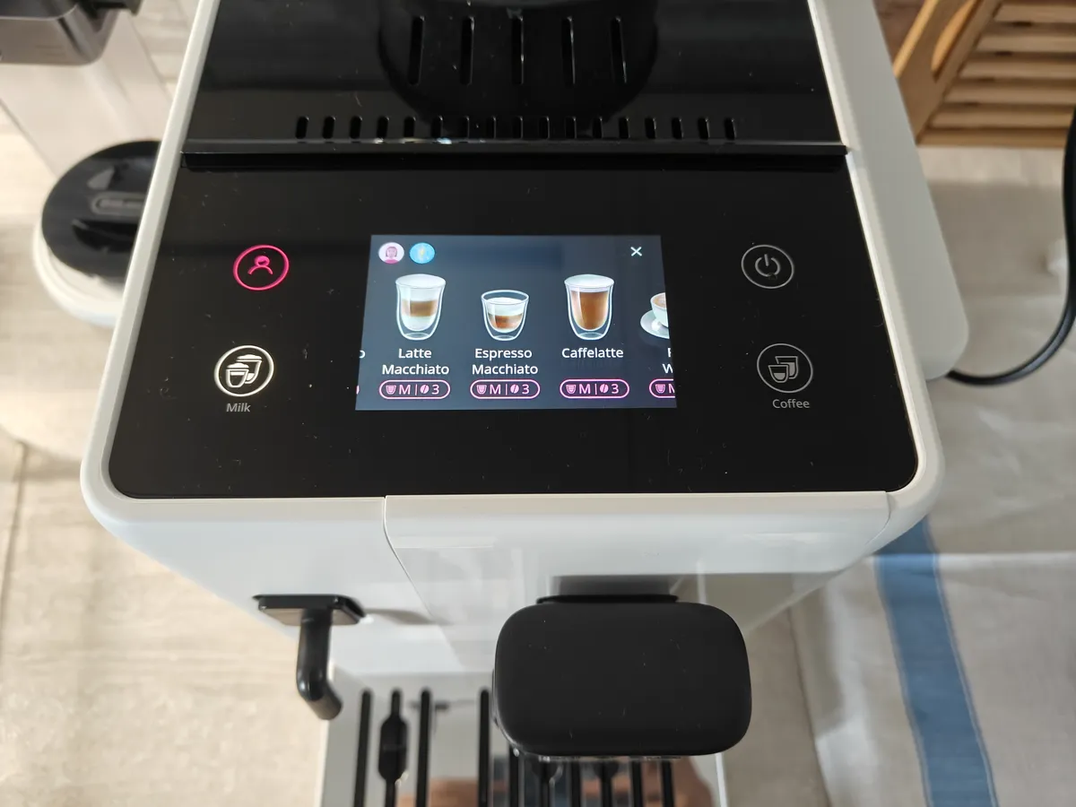 Recensione De'Longhi Rivelia: rivoluzionario Bean Switch in Arctic White