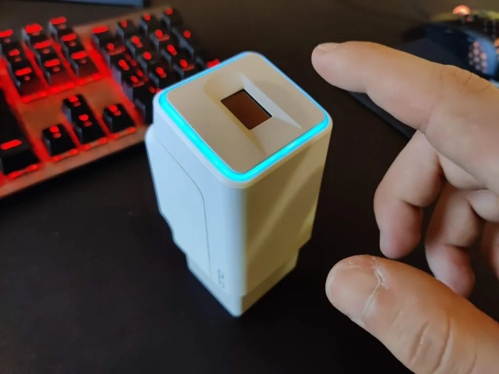 Recensione Recensione ekey Uno: il lettore d'impronte biometrico per Nuki