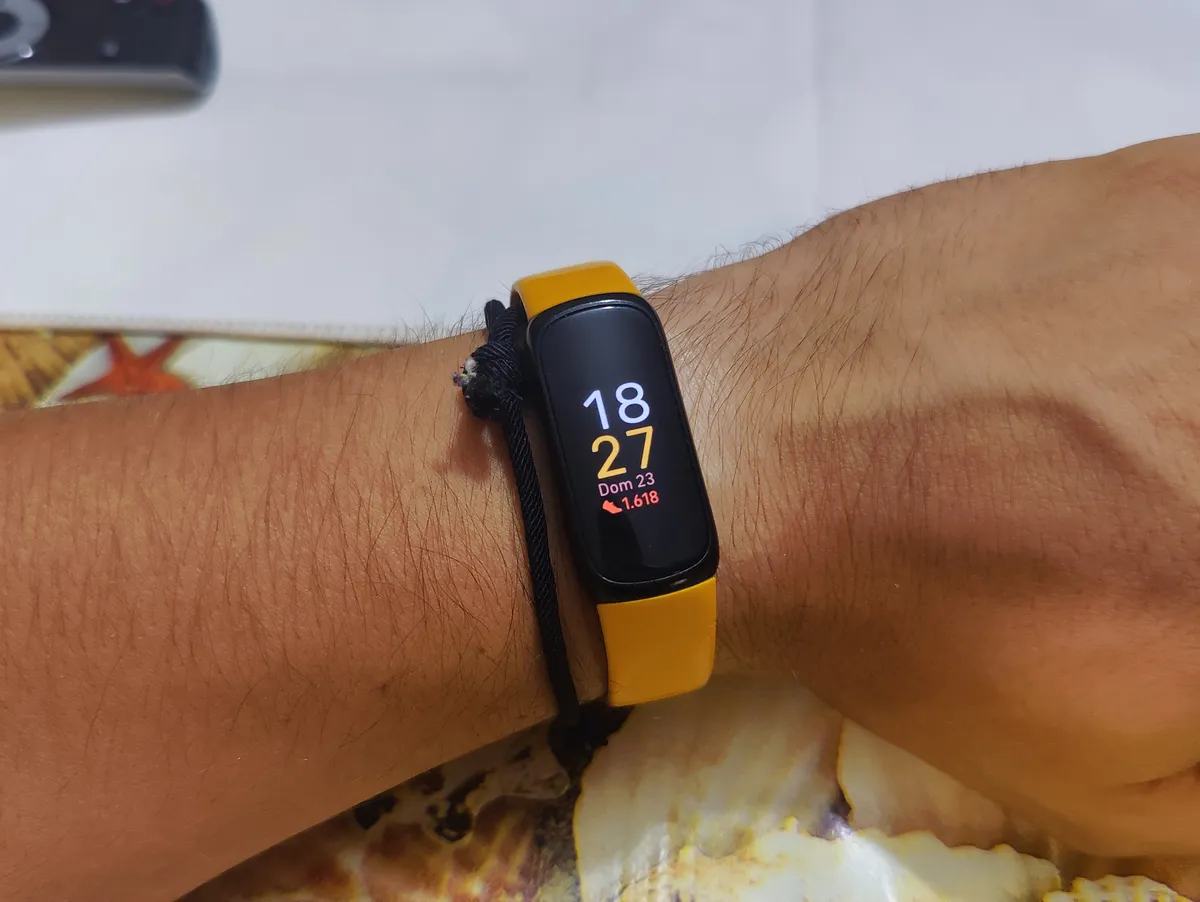 Recensione Recensione Fitbit Inspire 3: la smartband essenziale e precisa