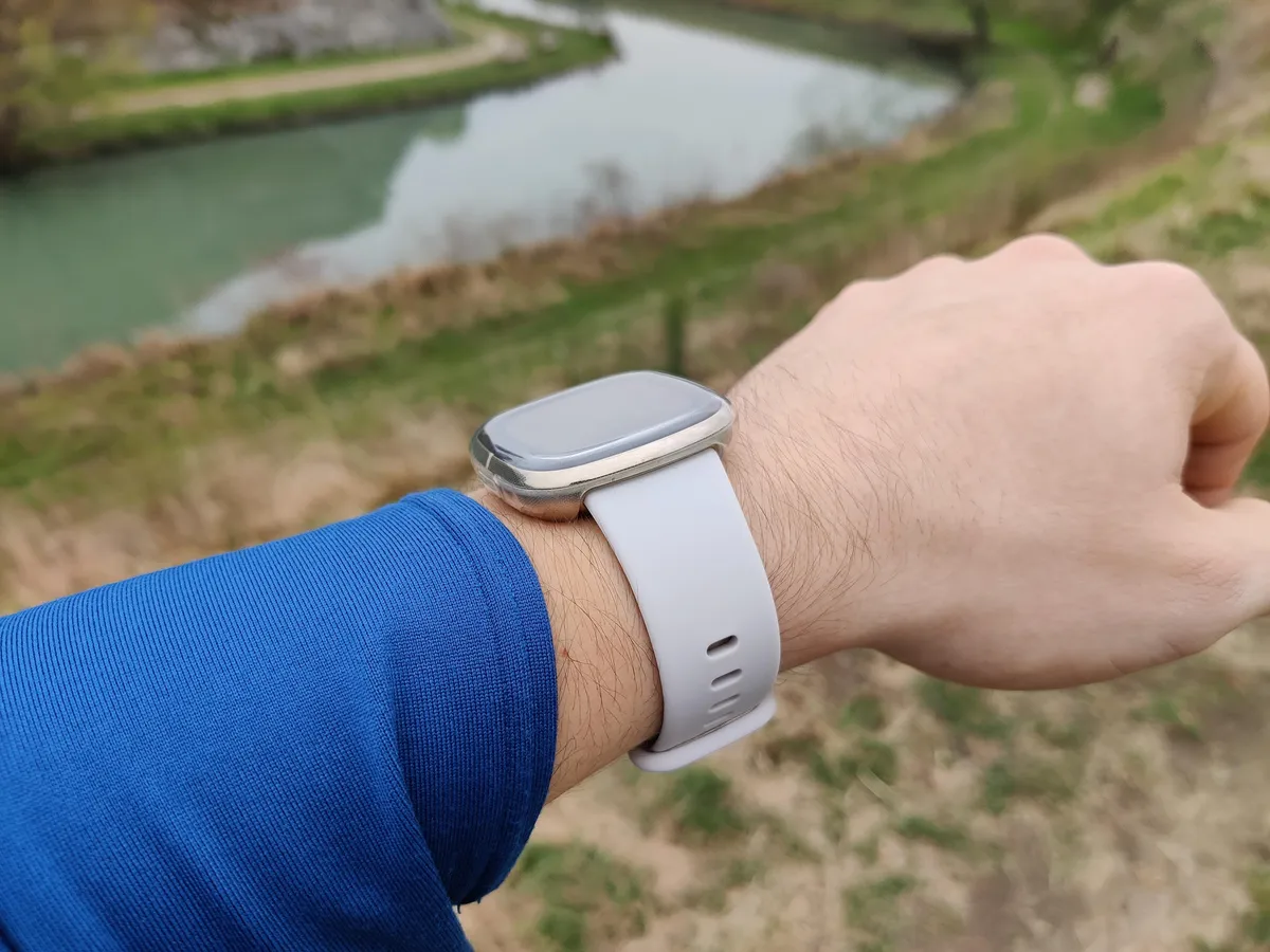 Recensione Recensione Fitbit Sense: lo smartwatch definitivo per la salute