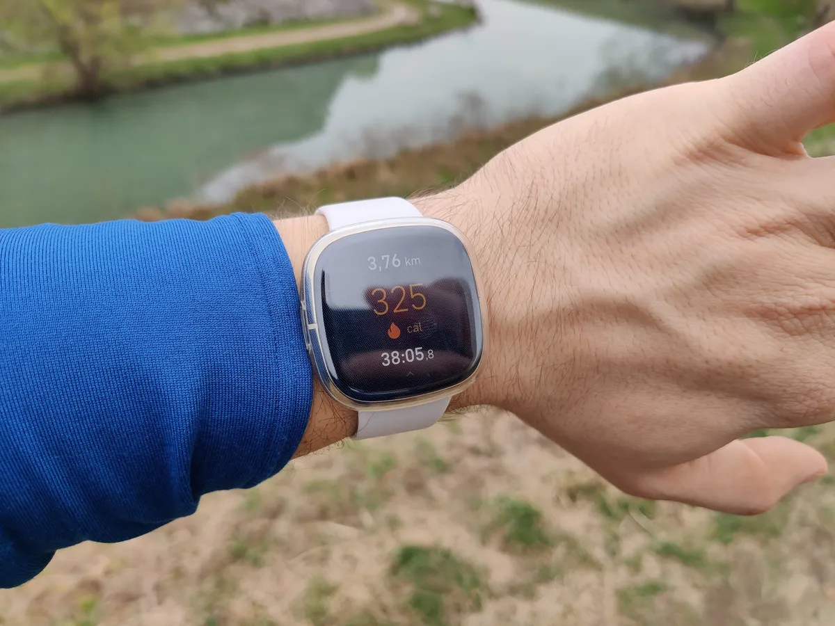 Recensione Recensione Fitbit Sense: lo smartwatch definitivo per la salute