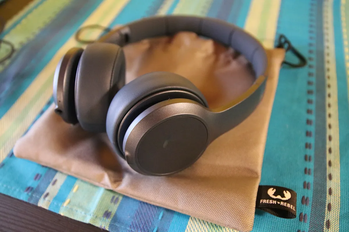 Recensione Recensione Fresh 'n Rebel Code ANC: stile, comfort e isolamento