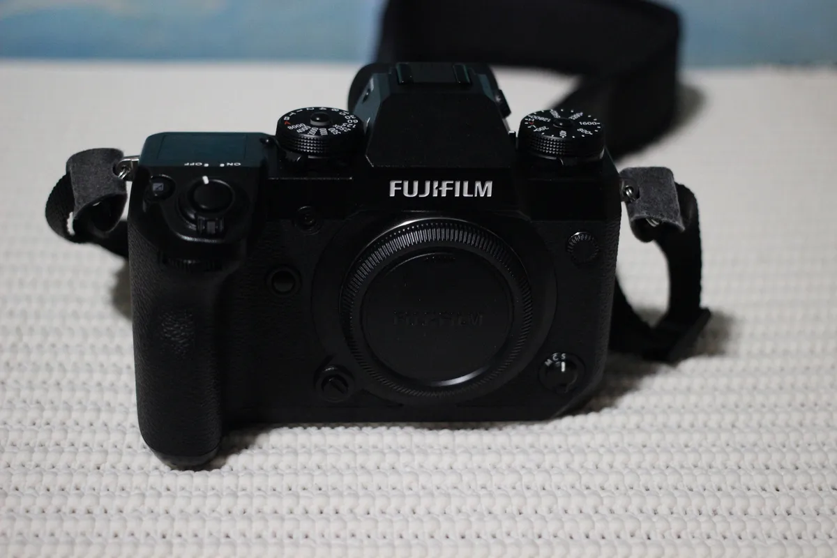 Fujifilm X H1
