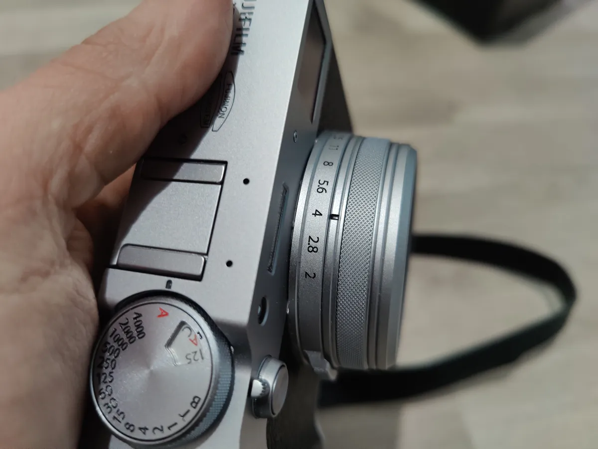 Recensione Recensione Fujifilm X100VI: la fotocamera compatta definitiva con IBIS