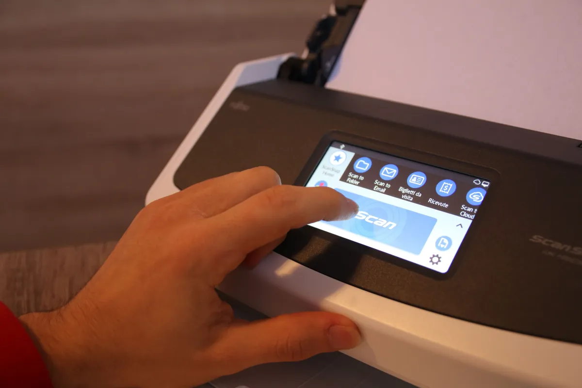 Recensione Fujitsu ScanSnap iX1500: prestazioni elevate e design compatto per la digitalizzazione