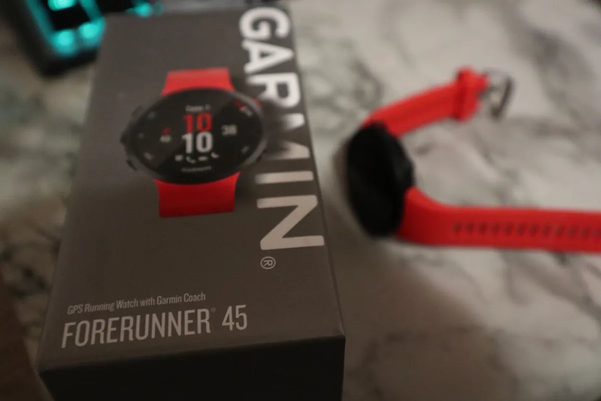 Recensione Garmin Forerunner 45: recensione dello smartwatch fitness preciso e accessibile