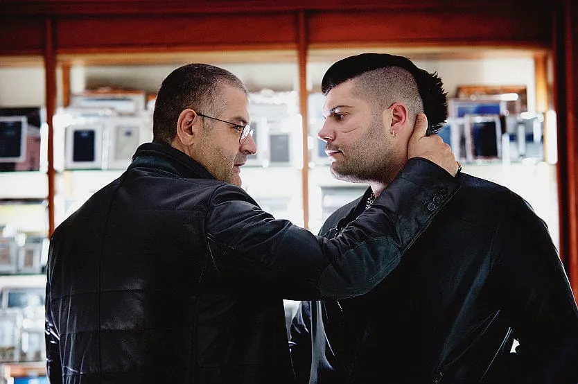 Recensione Recensione Gomorra: Un Fenomeno Globale della Televisione