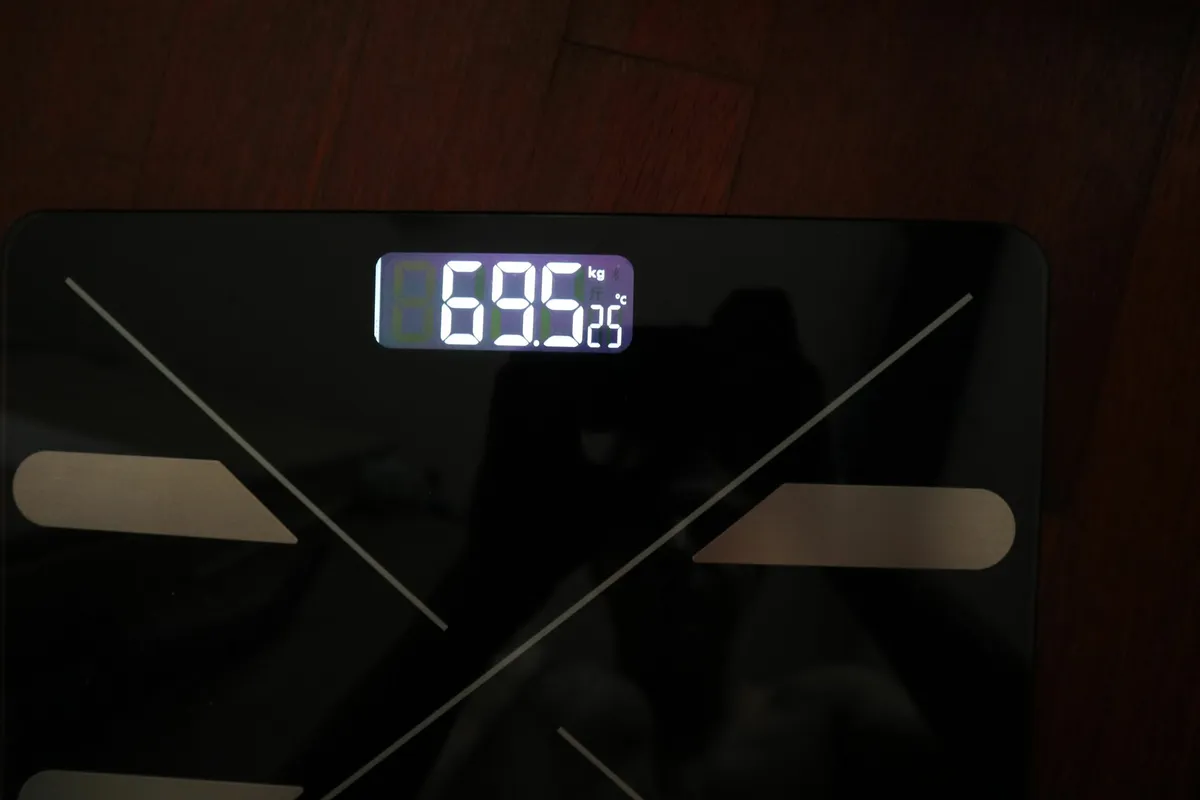 Recensione Homever bilancia pesapersone digitale: analisi completa dei parametri corporei
