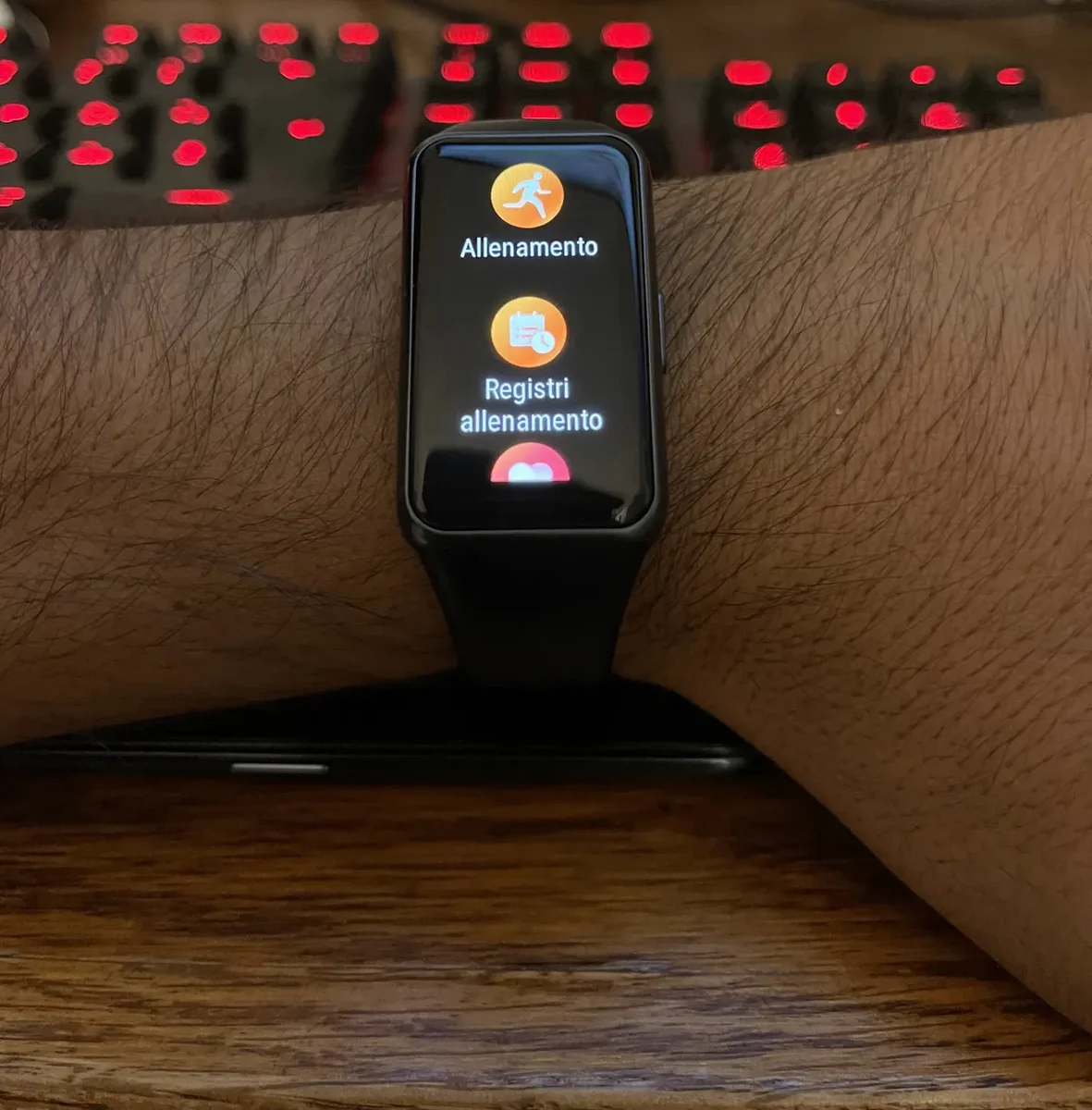 Recensione Recensione Huawei Band 6: la smartband dal cuore di smartwatch