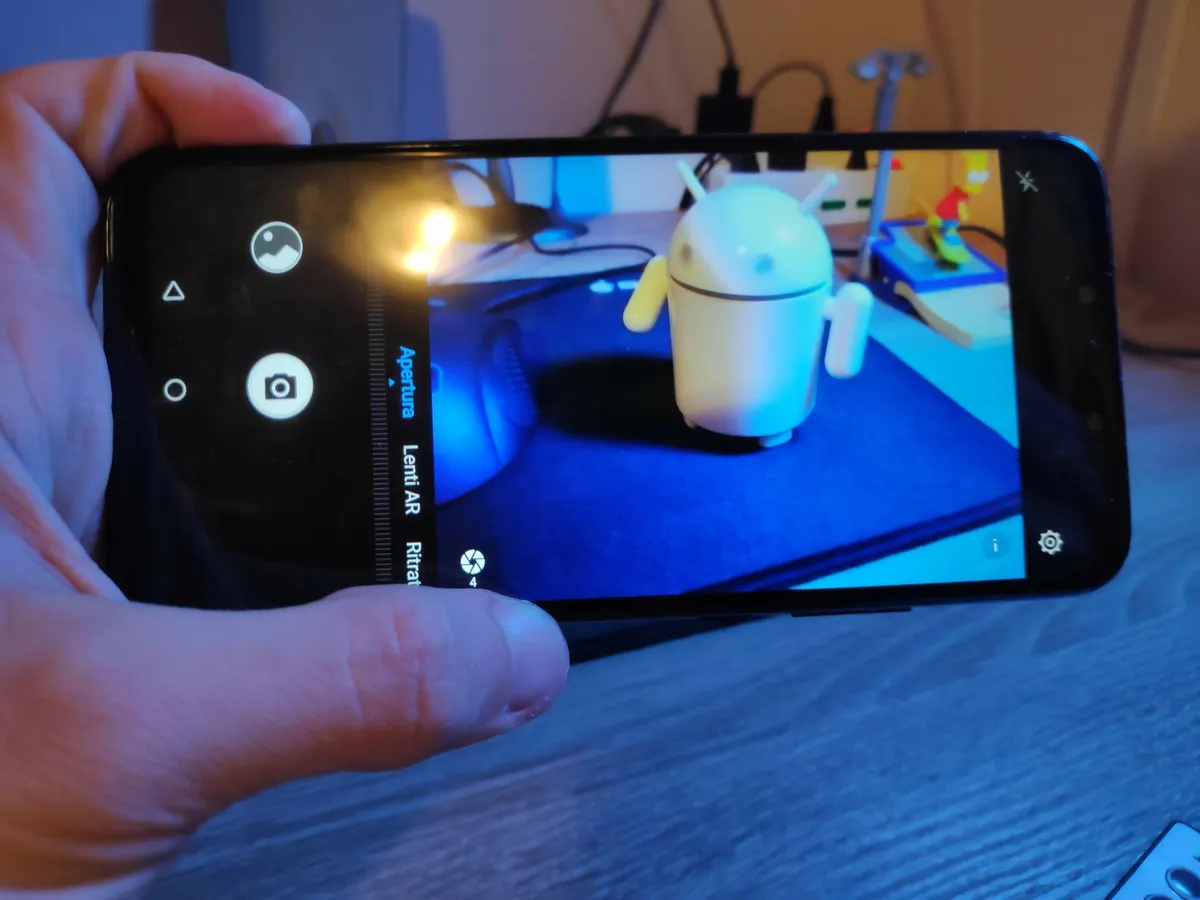 Recensione Huawei Mate 20 Lite: design premium e prestazioni convincenti