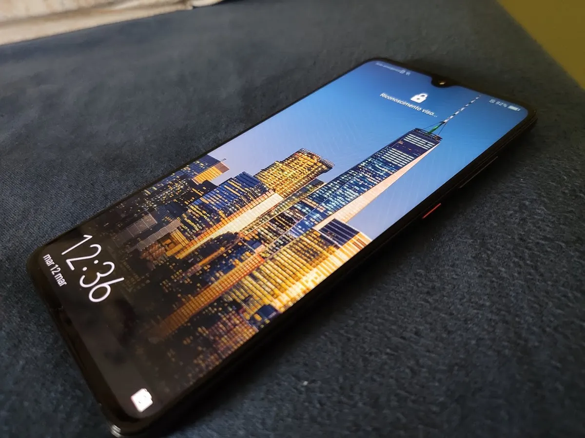 Recensione Huawei Mate 20: il top di gamma a un prezzo competitivo