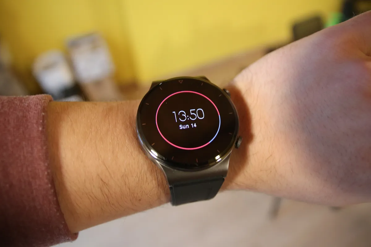 Recensione Huawei Watch GT 2 Pro: eleganza in titanio e zaffiro