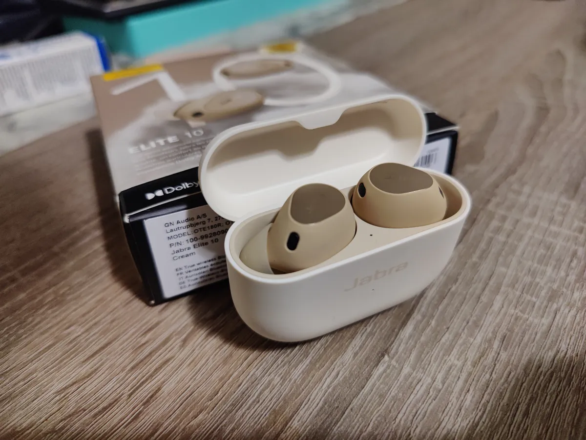 Recensione Recensione Jabra Elite 10: audio Dolby e chiamate perfette