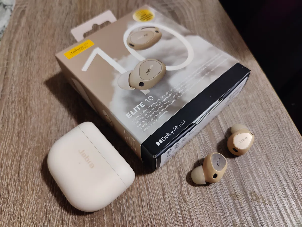 Recensione Recensione Jabra Elite 10: audio Dolby e chiamate perfette
