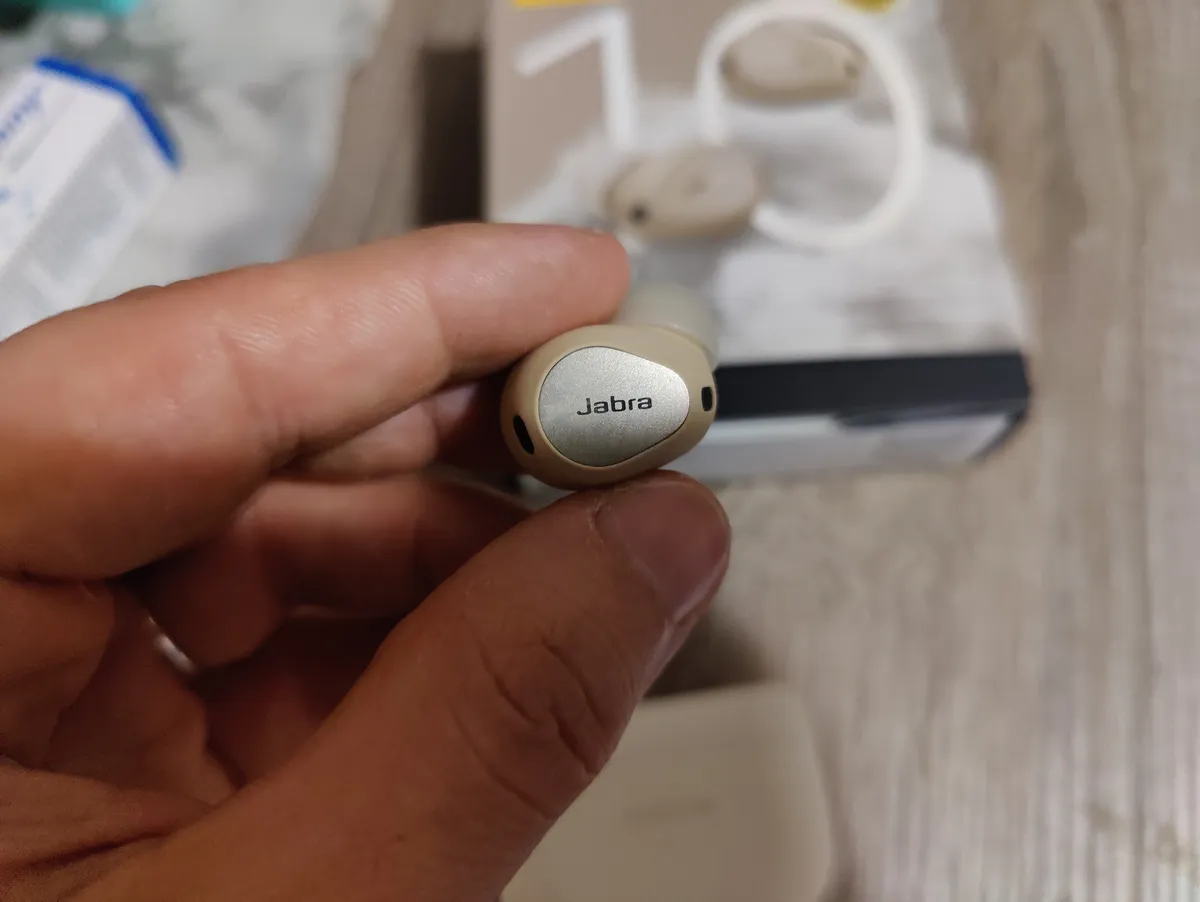 Recensione Recensione Jabra Elite 10: audio Dolby e chiamate perfette